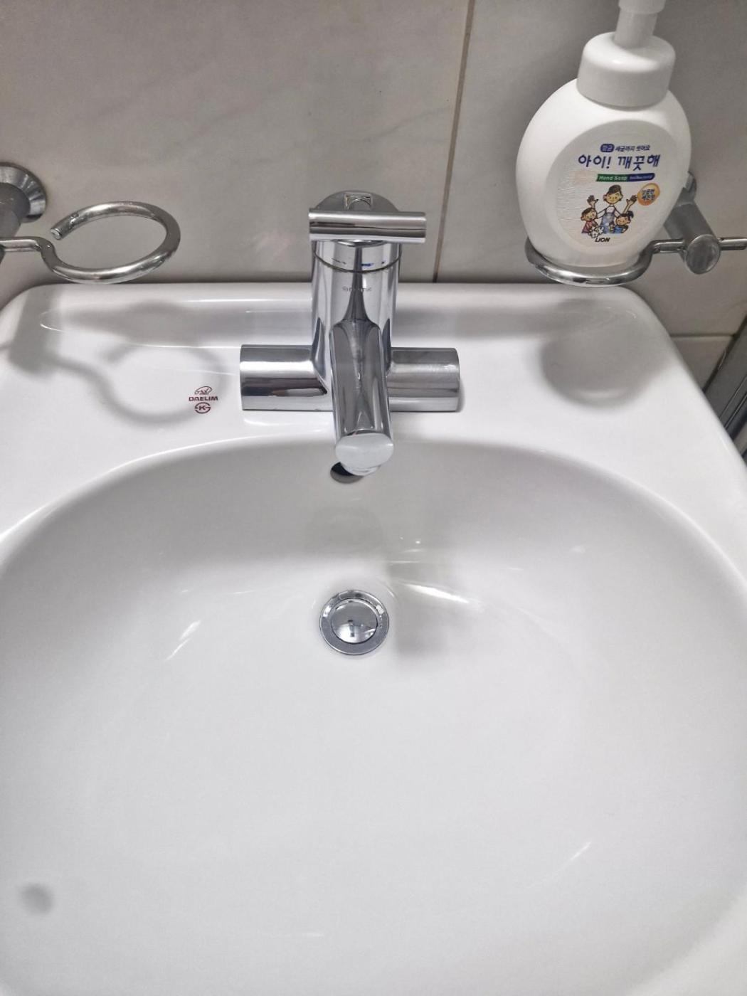 Hongdae Guesthouse 1Min From Hongik Uni Station Exit #1 Σεούλ Εξωτερικό φωτογραφία